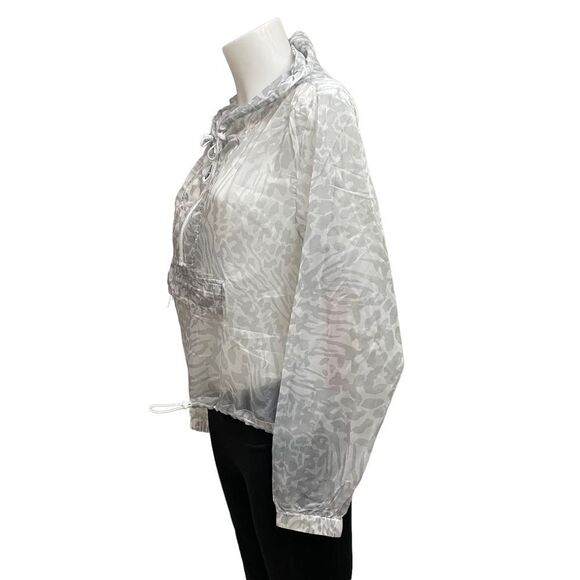 GOOD AMERICAN
Icy Leopard Print Lightweight Windbreaker Jacket size 2 medium NWT - Picture 5 of 10